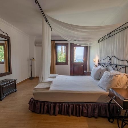 Maris Butik Hotel Турунч Екстериор снимка
